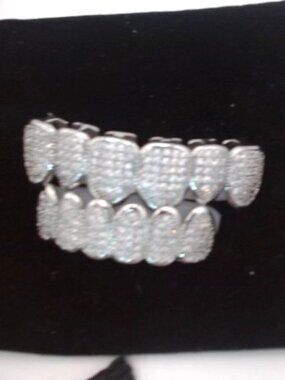 Hip Hop Style Dental Grillz, BRAND NEW IN BAG